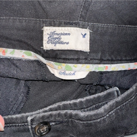 American Eagle Y2K Washed Black Low Rise Micro Shorts Sz 4 Pockets Mini Stretch - Picture 5 of 11